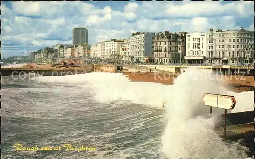 Brighton Hove Rough sea Brandung