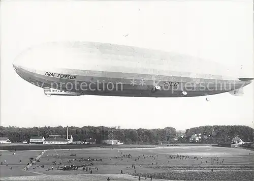 Zeppelin Luftschiff LZ 127  Graf Zeppelin Landung in Friedrichshafen  1931 Kat. Flug