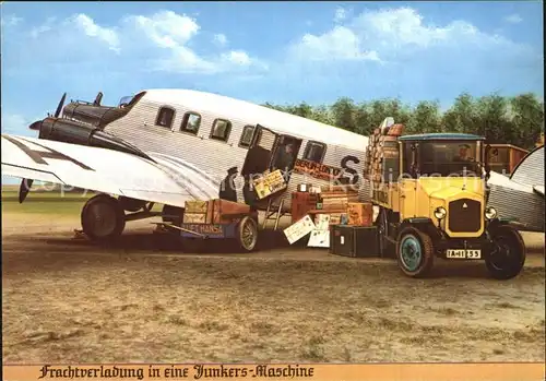 Flugzeuge Zivil Junkers Maschine Frachtverladung  Kat. Airplanes Avions