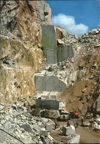 Tagebau Daylight Mining Alpi Apuane Cave di Marmo  Kat. Rohstoffe Commodities