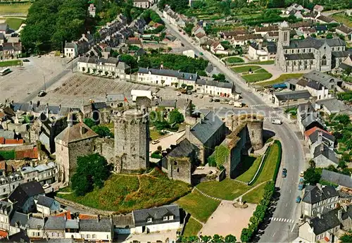 Bricquebec Chateau vue aerienne Collection Chateaux de la Manche Kat. Bricquebec