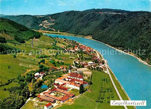 Engelhartszell Donau Oberoesterreich Trappistenkloster Engelzell Fliegeraufnahme Kat. Engelhartszell