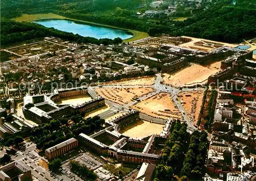 Versailles Yvelines Les grandes et petites Ecuries Place d Armes Palais Piece d eau des Suisses vue aerienne Kat. Versailles