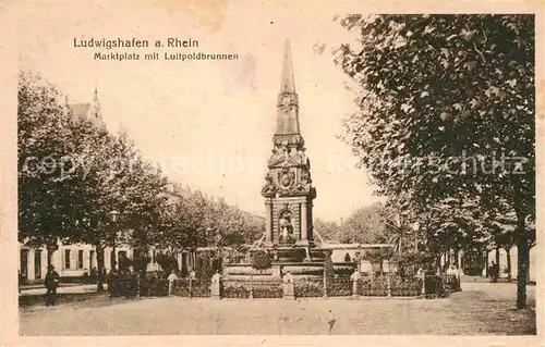 Ludwigshafen Rhein Marktplatz Luitpoldbrunnen Kat. Ludwigshafen am Rhein