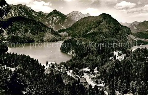 Hohenschwangau Blick von der Jugend auf Alpsee Schwansee Tiroler und Allgaeuer Hochgebirge Kat. Schwangau
