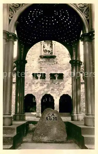 Luetzen Schwedenstein und Denkmal vor Gustav Adolf Kapelle Handabzug Kat. Luetzen