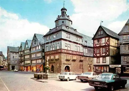 Herborn Hessen Marktplatz mit Rathaus und Brunnen Kat. Herborn