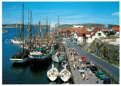 Skaerhamn Uferstrasse Segelschiffe