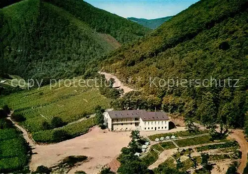 St Martin Pfalz Fliegeraufnahme Jugendhaus am Weinberg Kat. Sankt Martin