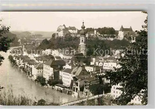 Burghausen Salzach Salzachpartie mit Burg Kat. Burghausen