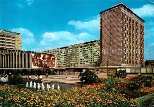 Dresden Prager Strasse mit Interhotel Newa Kat. Dresden Elbe