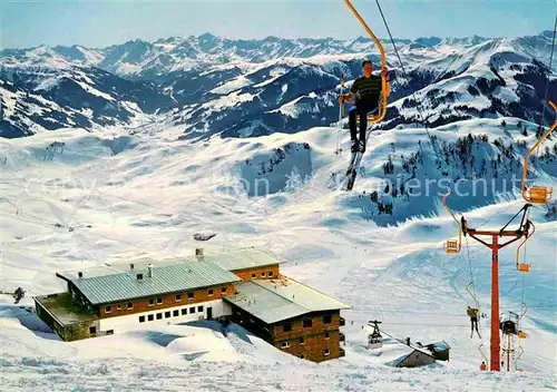 Kitzbuehel Tirol Kitzbueheler Horn Sessellift Alpenhaus Hohe Tauern mit Grossvenediger Kat. Kitzbuehel