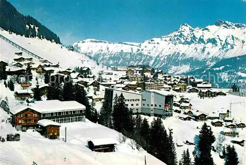 Muerren BE Ortsansicht mit Bergbahnstation Maennlichen Tschuggen Lauberhorn Berner Alpen Kat. Muerren