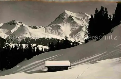 Zweisimmen Winterlandschaft am Rinderberg Blick auf Gsuer und Albristhorn Berner Alpen Kat. Zweisimmen