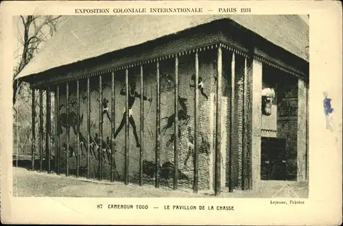 Exposition Coloniale Internationale Paris 1931 Cameroun Togo Pavillon Chasse /  /