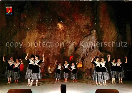 Tanz Taenzer Alicante Busot Cuevas de Canalobre Grupo Jijona Traje Campesina