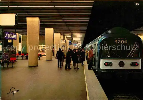 U Bahn Subway Underground Metro Paris Station La Defense Reseau Express Regional