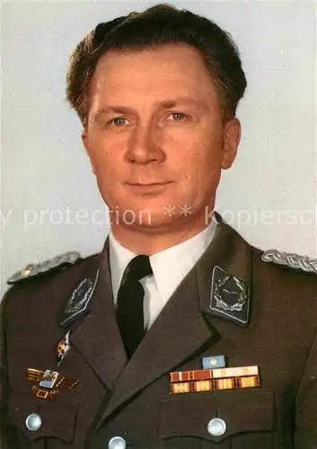 Raumfahrt Fliegerkosmonaut Sigmund Jaehn Kat. Flug
