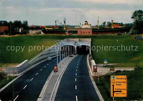 Autobahn Rendsburg Strassentunnel Nord Ostsee Kanal  Kat. Autos