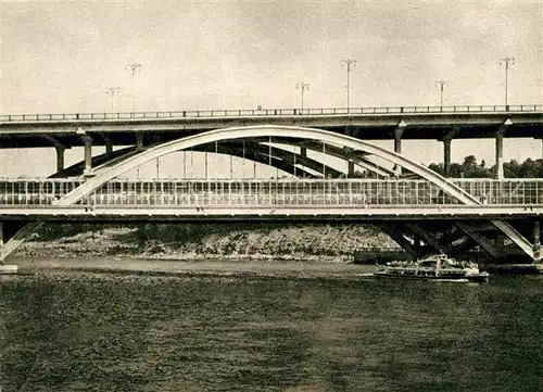 Bruecken Bridges Ponts Metrobruecke Moskau