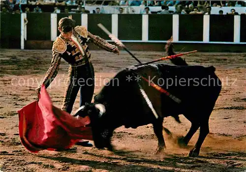 Stierkampf Corrida de Toros Pase con la derecha Manuel Benitez El Cordobes  Kat. Sport