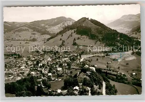 Oberstaufen Schrothkurort Allgaeuer Alpen Fliegeraufnahme Kat. Oberstaufen