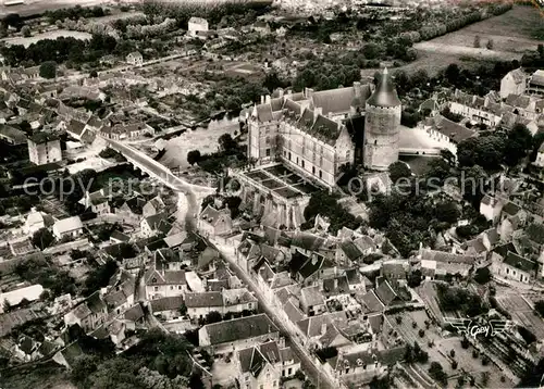 Chateaudun Fliegeraufnahme avec Chateau Kat. Chateaudun