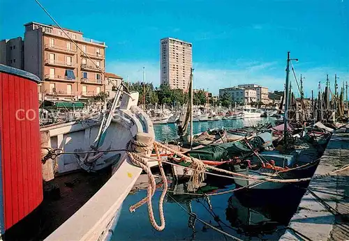 Rimini Scorcio del porto e grattacielo Kat. Rimini