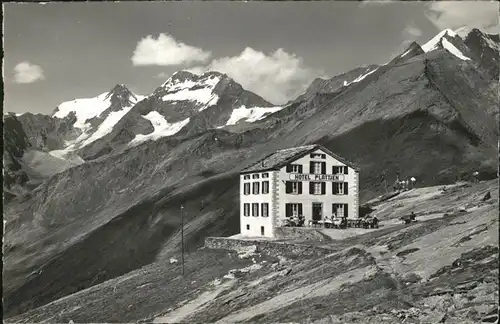 AK / Ansichtskarte Saas Fee Berghotel Plattjen Kat. Saas Fee