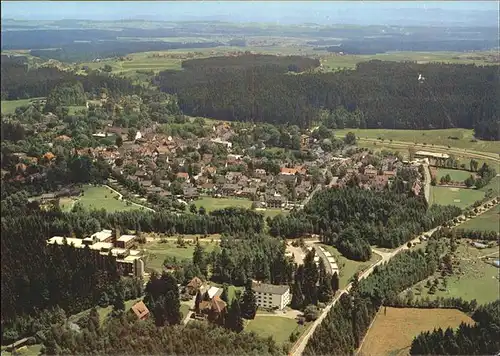 AK / Ansichtskarte Koenigsfeld Schwarzwald Kneipp Kurort Flugaufnahme / Koenigsfeld im Schwarzwald /Schwarzwald-Baar-Kreis LKR