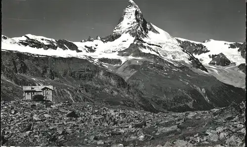 AK / Ansichtskarte Zermatt VS Ski und Touristenhaus Fluhalp Matterhorn Kat. Zermatt