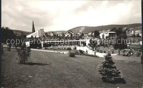 AK / Ansichtskarte Willingen Sauerland Kurgarten Kat. Willingen (Upland)