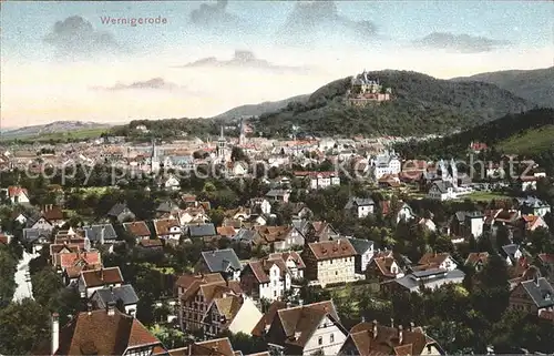 AK / Ansichtskarte Wernigerode Harz Stadtbild mit Schloss Kat. Wernigerode