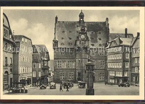 AK / Ansichtskarte Marburg Lahn Marktplatz Rathaus Brunnen Kat. Marburg