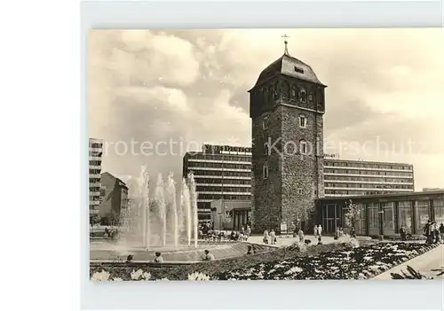 AK / Ansichtskarte Karl Marx Stadt Roter Turm Springbrunnen Kat. Chemnitz