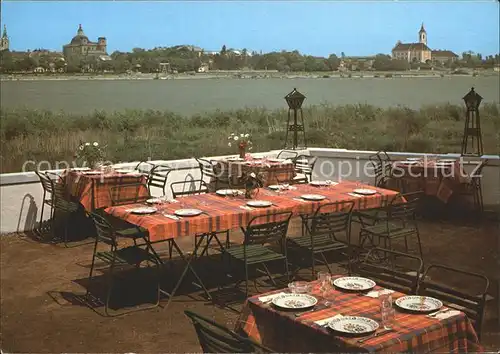 AK / Ansichtskarte Vac  Terrasse der Pokol Schenke