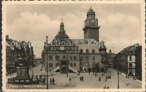 AK / Ansichtskarte Plauen Vogtland Markt mit Rathaus Denkmal Reiterstandbild Kat. Plauen