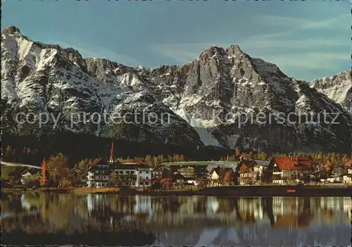 AK / Ansichtskarte Seefeld Tirol mit Wettersteingebirge Kat. Seefeld in Tirol