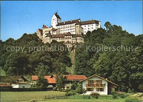 AK / Ansichtskarte Hohenaschau Chiemgau Schloss 12. Jhdt. Kat. Aschau i.Chiemgau