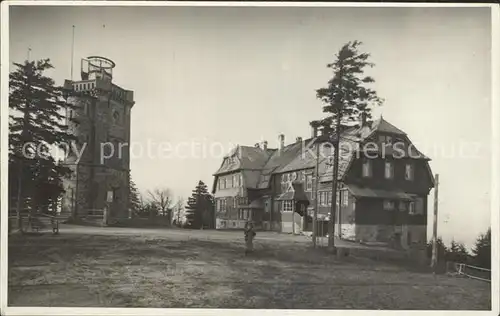 AK / Ansichtskarte Auersberg Wildenthal Aussichtsturm und Unterkunftshaus Kat. Eibenstock