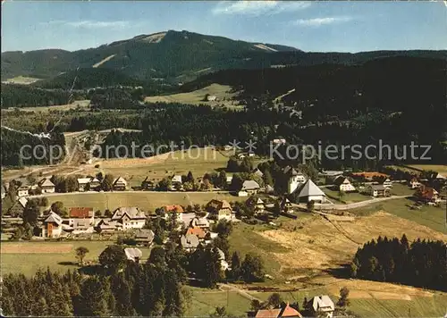 AK / Ansichtskarte Hinterzarten Panorama Schwarzwald Fliegeraufnahme Kat. Hinterzarten