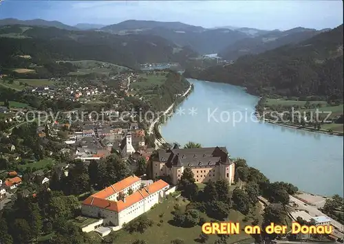 AK / Ansichtskarte Grein Donau Oberoesterreich Fliegeraufnahme Schloss Geinburg mit Donau Kat. Grein