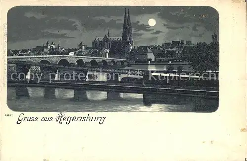 AK / Ansichtskarte Regensburg Stadtbild mit Dom Donaubruecke im Mondschein Kat. Regensburg