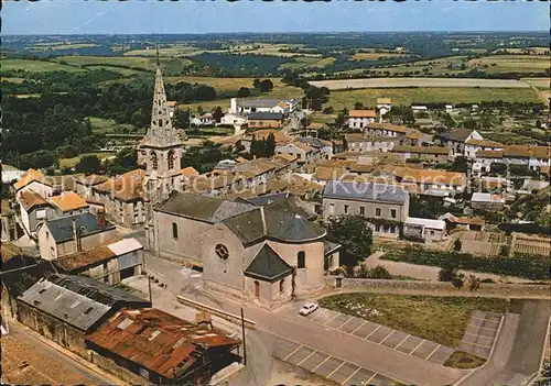 AK / Ansichtskarte Montigne sur Moine Fliegeraufnahme Kirchenpartie Kat. Montfaucon Montigne