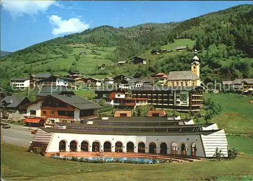 AK / Ansichtskarte Bad Kleinkirchheim Kaernten Thermal Roemerbad Hallenbad Freibad Kirche Kat. Bad Kleinkirchheim