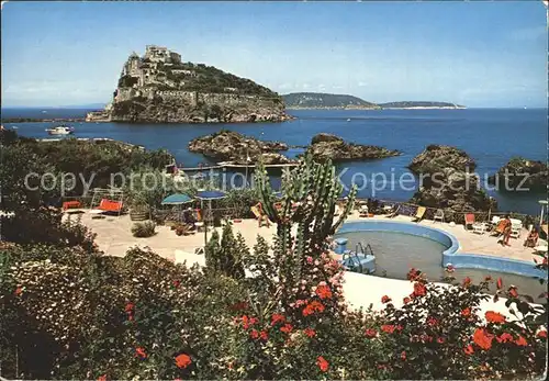 AK / Ansichtskarte Ischia Castello e scoglia Santa Anna Schloss Felsenriff Swimming Pool Kat. 
