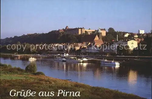 AK / Ansichtskarte Pirna Uferpartie Dampfer Anlegestelle Schloss / Pirna /Saechsische Schweiz-Osterzgebirge LKR