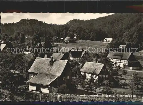 AK / Ansichtskarte Jonsdorf Teilansicht mit Blick nach dem Nonnenfelsen Zittauer Gebirge Kat. Kurort Jonsdorf