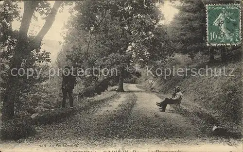 AK / Ansichtskarte Pyrenees Region Waldweg Ruhebank Kat. Lourdes