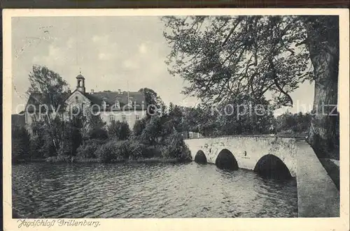 AK / Ansichtskarte Grillenburg Jagdschloss Bruecke Tharandter Wald Kat. Tharandt